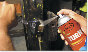 A high solvency penetrant that quickly cuts through dirt, rust and scale to creep into parts that have become frozen or encrusted with corrosion.